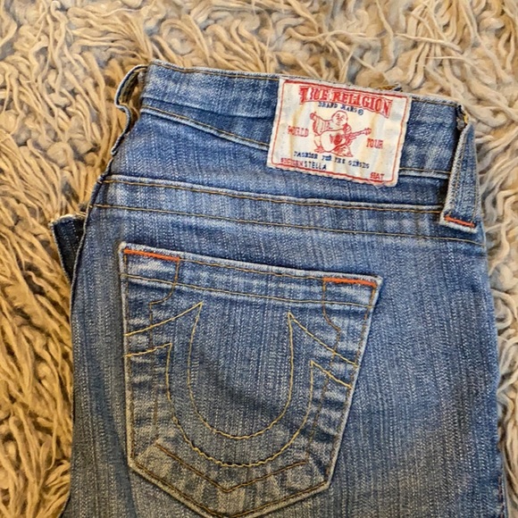 True Religion Brand Jeans size 26 faded denim fray bottom - Picture 4 of 7